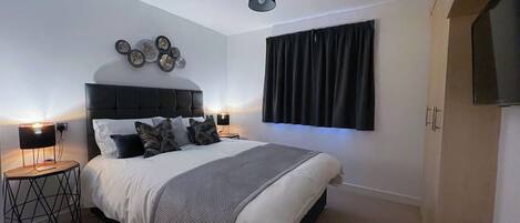 Luxury Penthouse, Private Bathroom | Interior