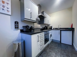 Luxury Penthouse, Private Bathroom | Shared kitchen