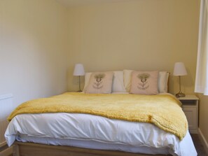 2 chambres, Wi-Fi gratuit, draps fournis