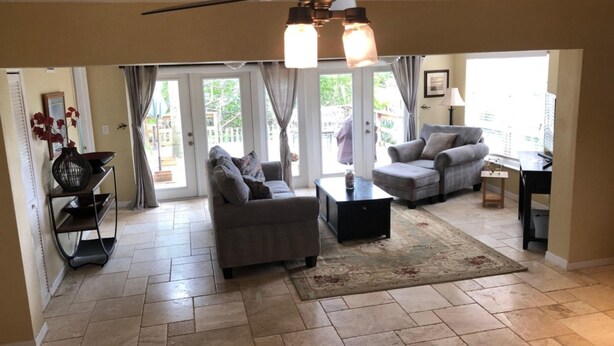 Casa, 3 quartos | Sala de estar