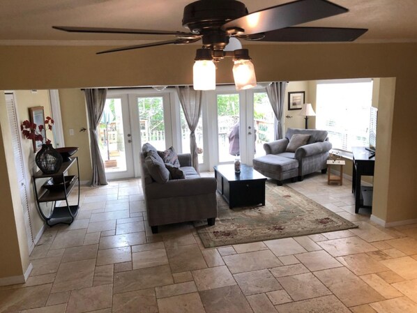 Talo, 3 makuuhuonetta | Olohuone