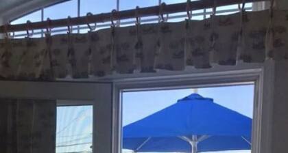 Spacious 5 BR 3B Wildwood Condo, Sleeps 12-14