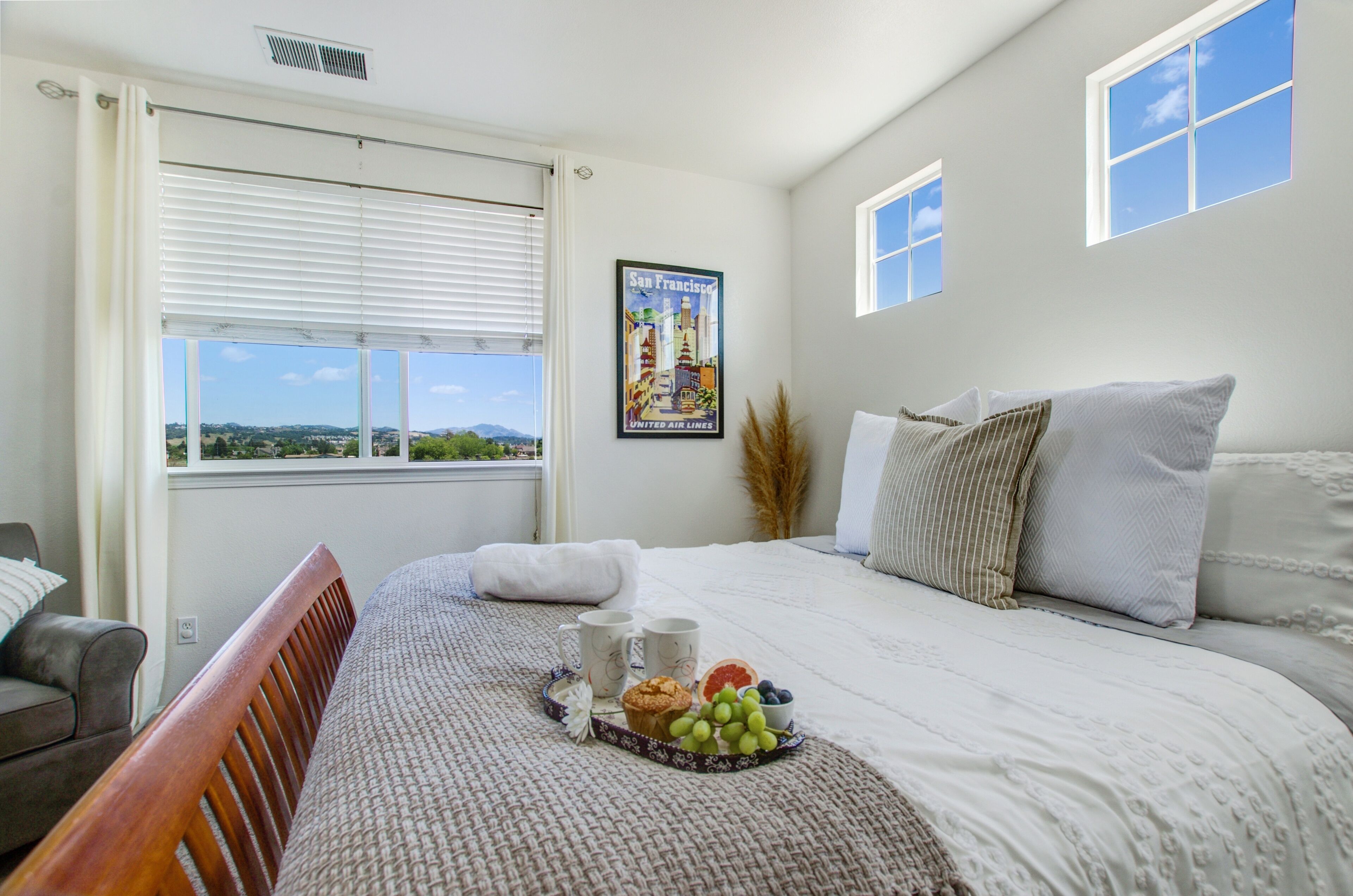 3 soverom, strykejern/-brett, wi-fi (inkludert) og sengetøy