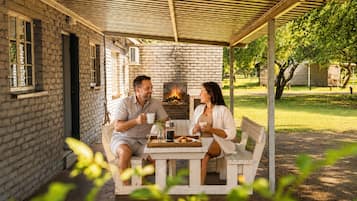 Executive Chalet | Terrace/patio