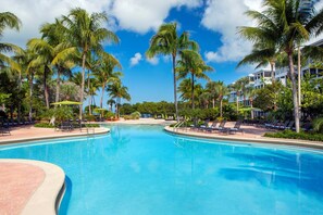 Indoor pool, outdoor pool - Beautiful & Relaxing 2 bed 2 bath condo (Key West)
