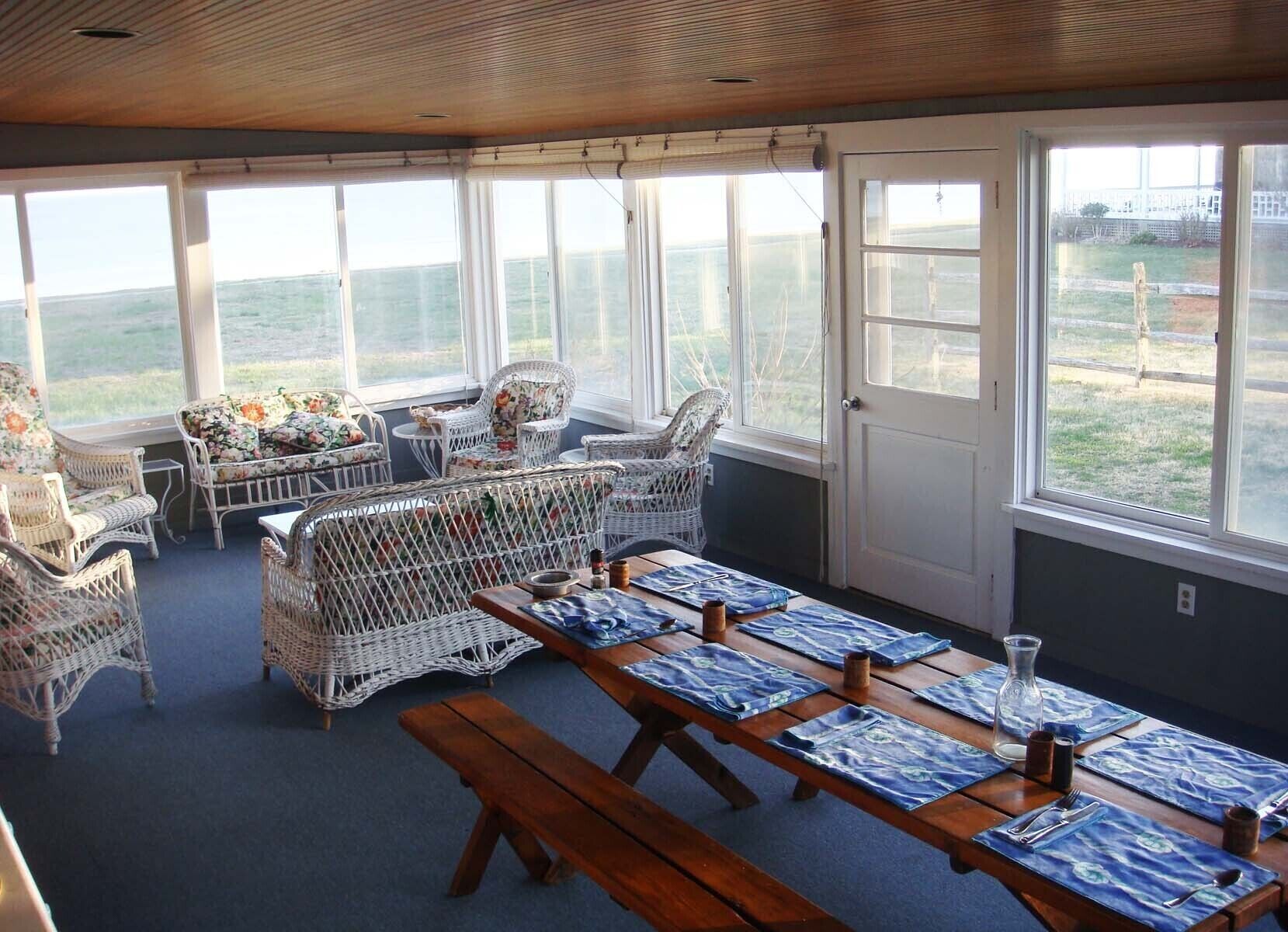 Lovely easy to maintain cottage on Long Island Sound