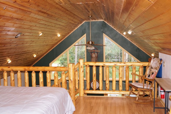 3 habitaciones, escritorio, wifi gratis y ropa de cama