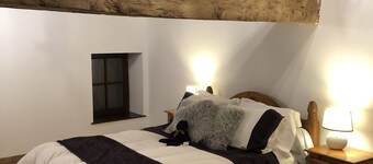 Lovely detached Farmhouse on edge of village near Confolens