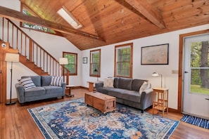 TV, fireplace, books, offices