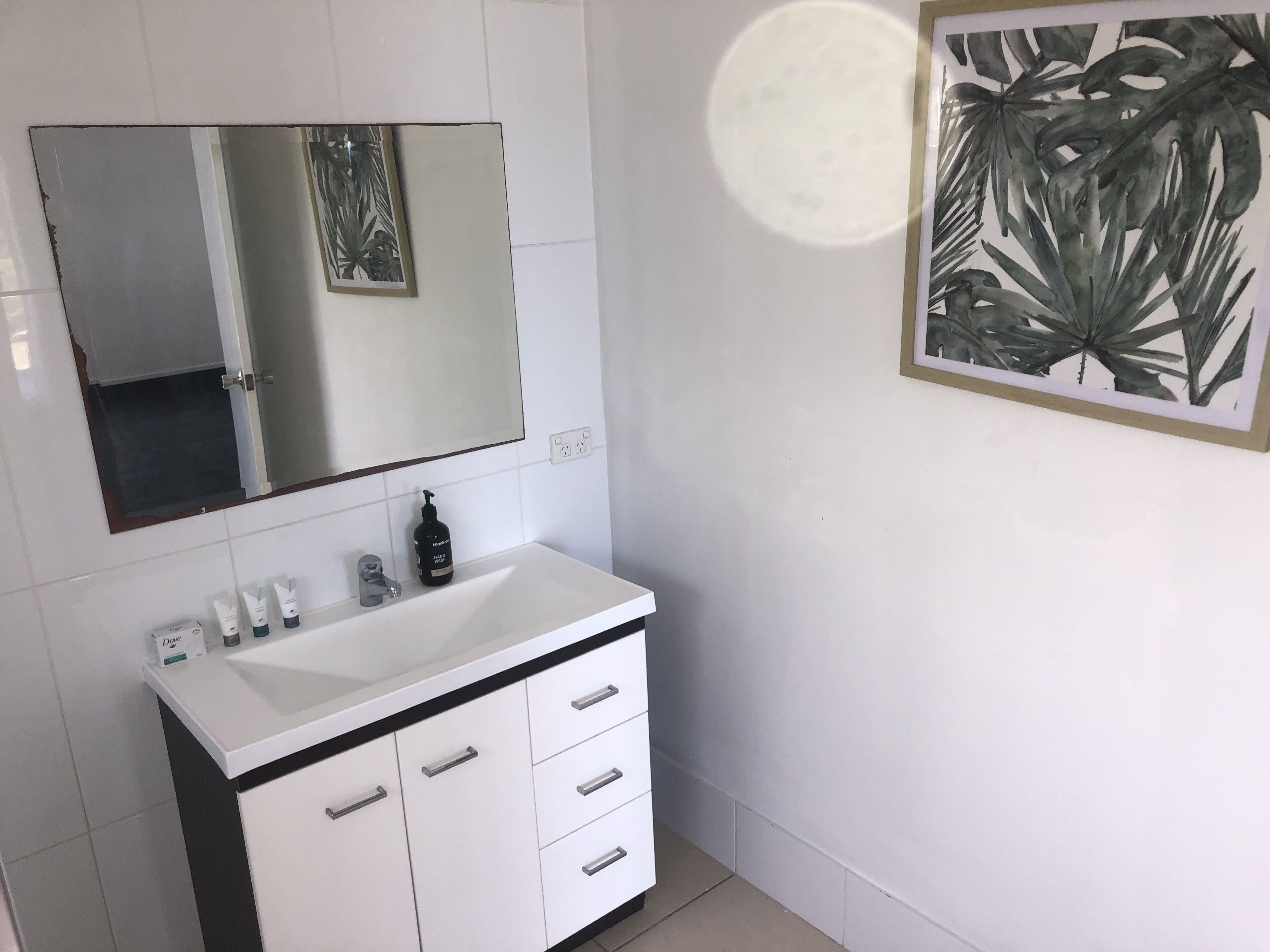 Tangalooma Resort Hilltop Studio Room — image 8