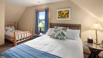 5 bedrooms, iron/ironing board, free WiFi, bed sheets