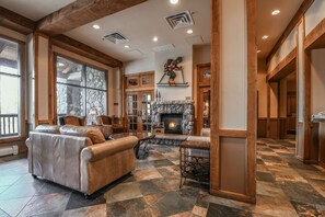 Design Condo, 2 Bedrooms, Balcony, Resort View (Buffalo Lodge 8352) | Exterior