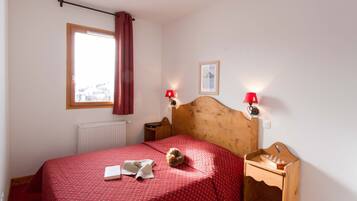 1 chambre, Wi-Fi gratuit, draps fournis