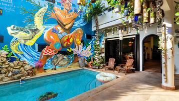 Outdoor pool, a heated pool