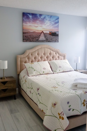 3 slaapkamers, reisbedje, wifi, beddengoed