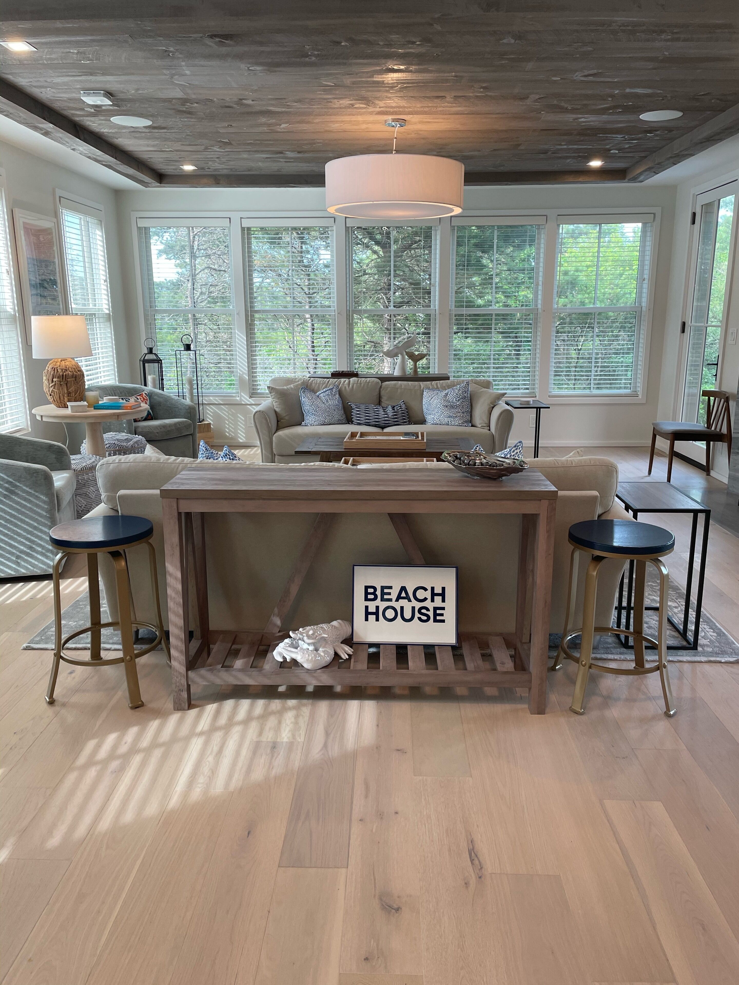 “Joint Venture”: New Luxury Mid-Island Home Close to it All 