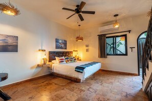 4 bedrooms, in-room safe, free WiFi, bed sheets - The Sur Suite room with a view of the Carribean Sea Isla Mujeres, Mexico (Isla Mujeres)
