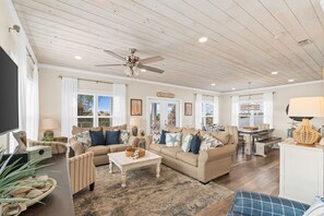 Smart TV, DVD player, books - Ocean View-Private Pool (Mexico Beach)