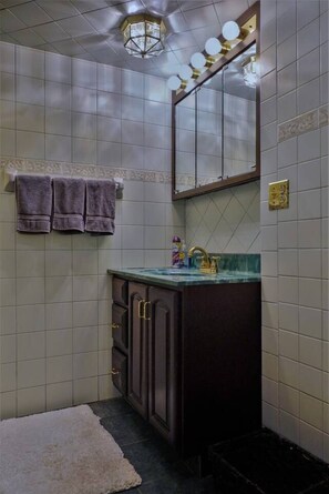 하우스 | 욕실 | 별도의 욕조 및 샤워 시설, 전신 욕조, 무료 세면용품, 헤어드라이어