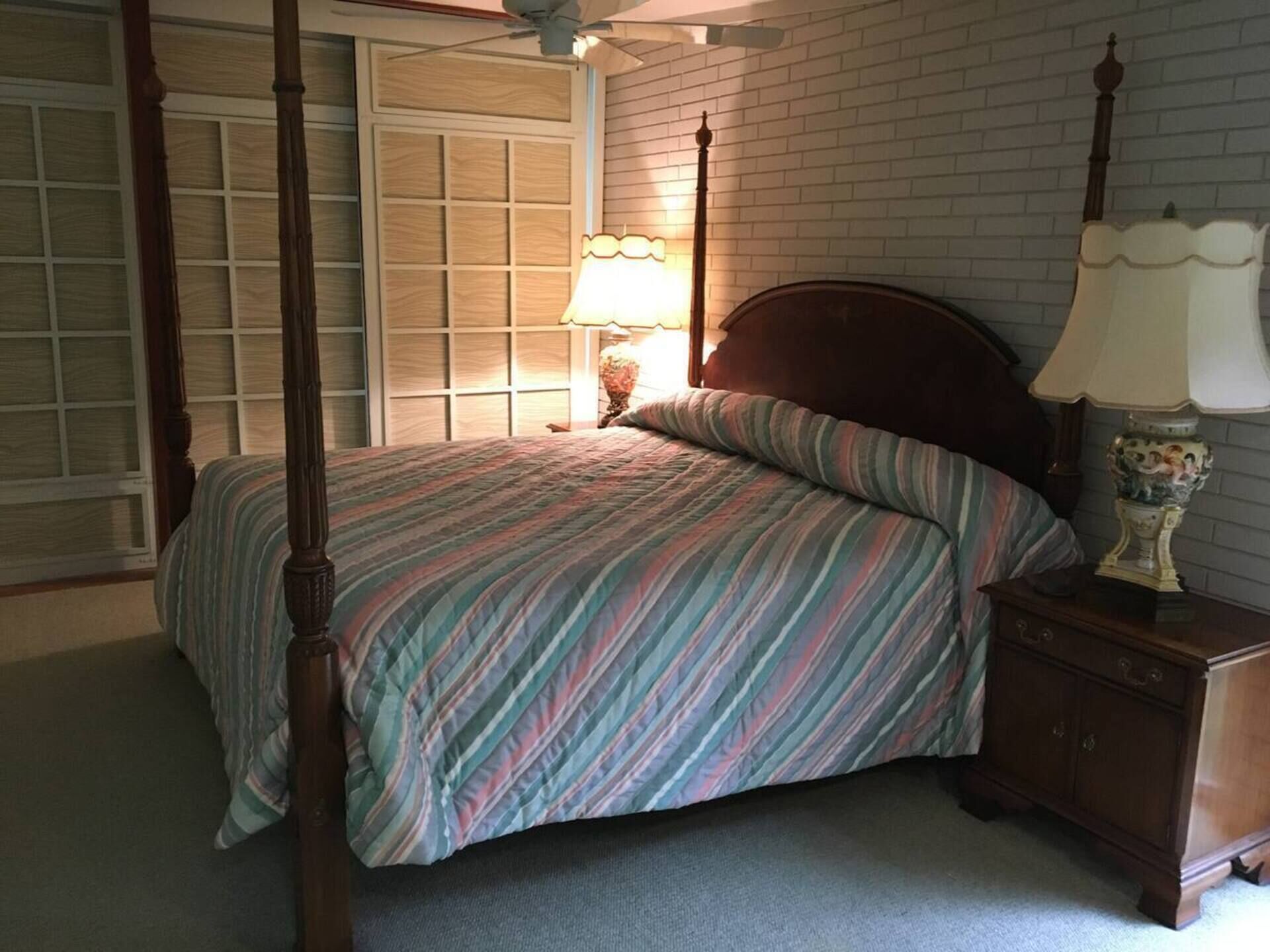 独立别墅 | 4 多间卧室、熨斗/熨衣板、免费 WiFi、床单