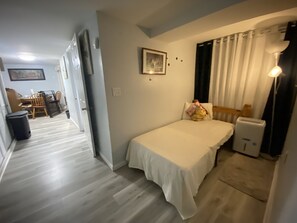 Interior - 🏡 Nice 2Bedroom apt with patio included to enjoy 🏡 (West New York)