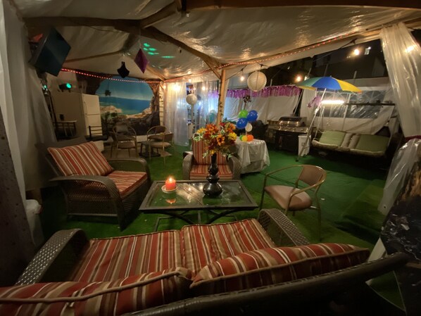 Property grounds - 🏡 Nice 2Bedroom apt with patio included to enjoy 🏡 (West New York)