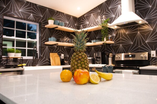 Fridge, microwave, oven, stovetop - ☀️Stylish , yet cozy home with heated pool and HOT TUB in Palm Coast Florida!☀️ (Palm Coast)