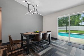 Dining - ☀️Stylish , yet cozy home with heated pool and HOT TUB in Palm Coast Florida!☀️ (Palm Coast)