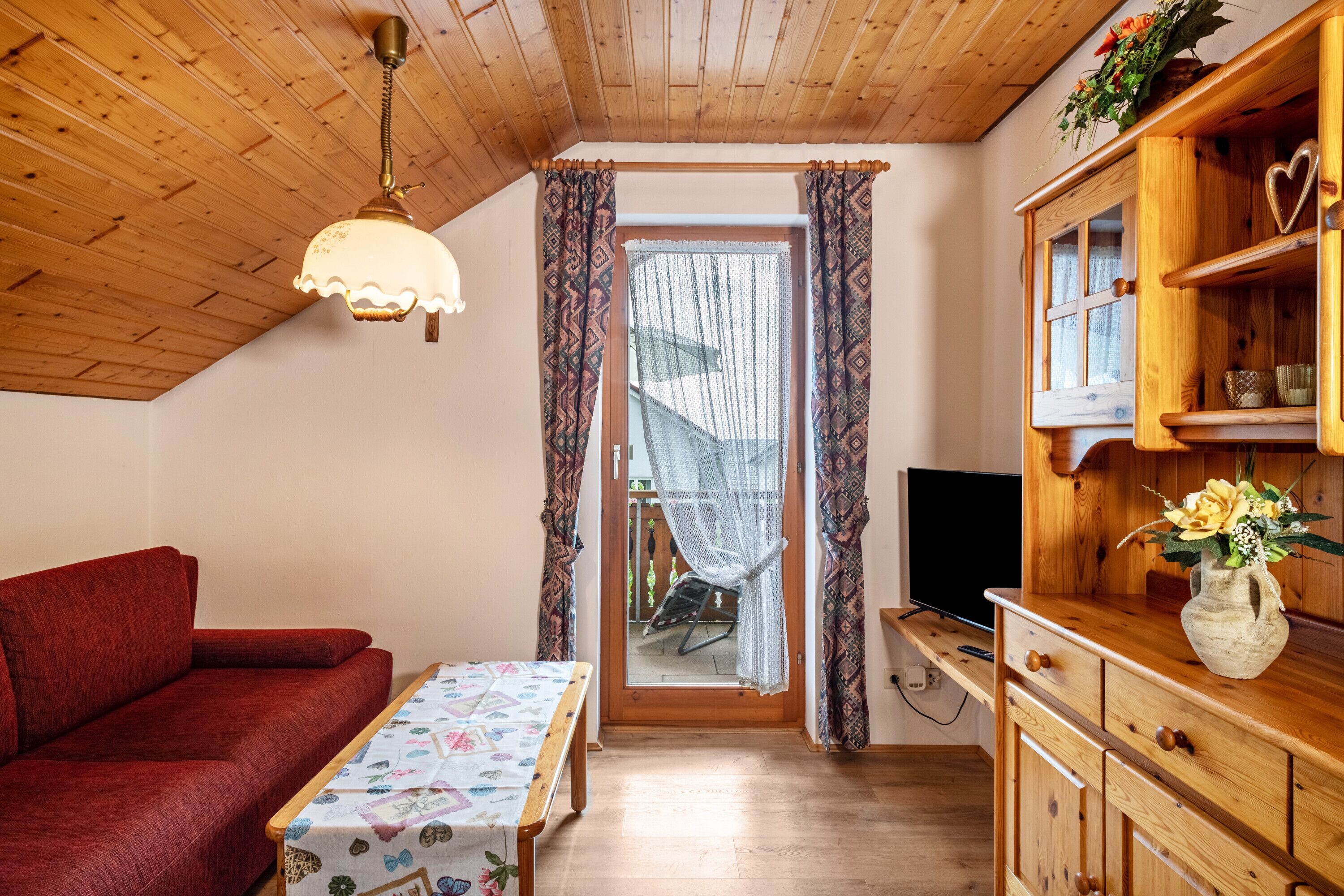 Televisie en een tafeltennistafel