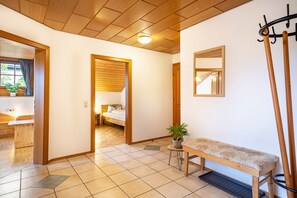 Interior - Comfortable vacation apartment 85 m² with private terrace (Gornhofen / Ravensburg)