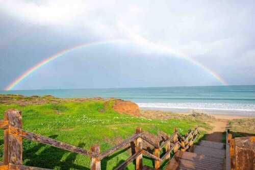 Esplanade Escape - Beachfront, Whale Watching