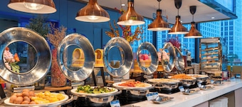 Holiday Inn Express Shenzhen Longhua by IHG