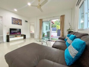 家庭別墅, 2 間臥室, 私人泳池 | 電視