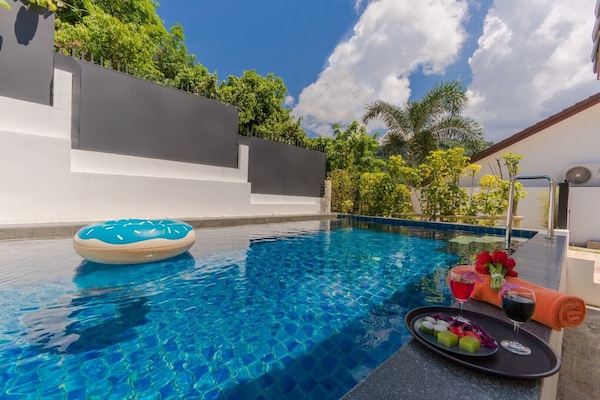 Villa familiar, 2 habitaciones, piscina privada | Piscina privada