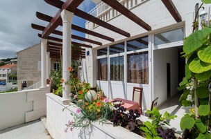 Apartamento (Comfort One Bedroom Apartment with Te) | Terraza o patio