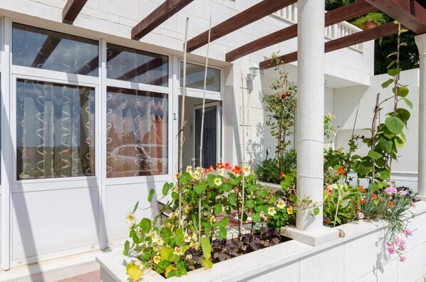 Apartment (Comfort One Bedroom Apartment with Te) | Exterior - Apartments Mamma Mia (Zupa dubrovacka)