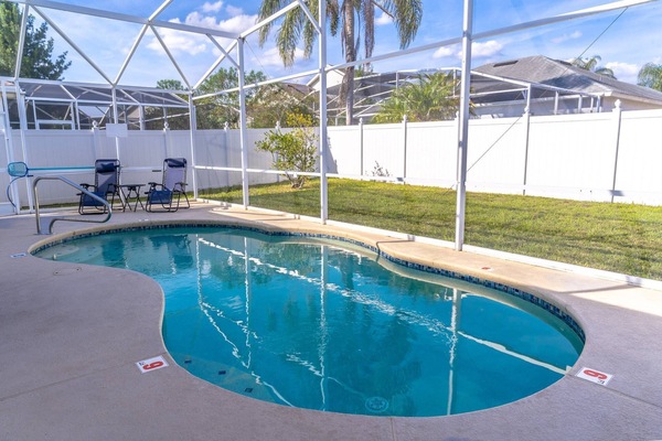 Fully enclosed private pool with sun loungers (pool depth 6ft)