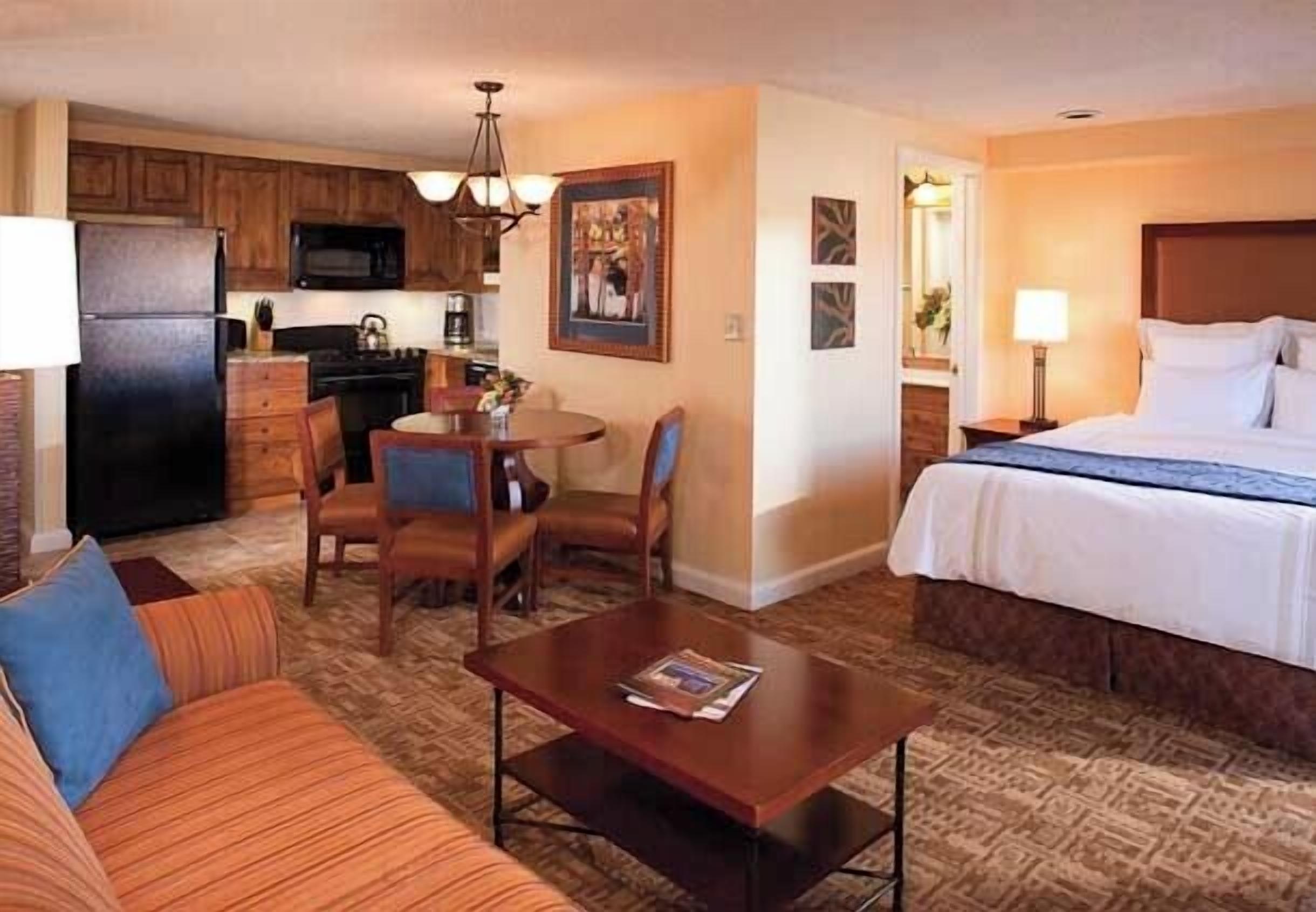 In-room safe, desk, iron/ironing board, travel crib
