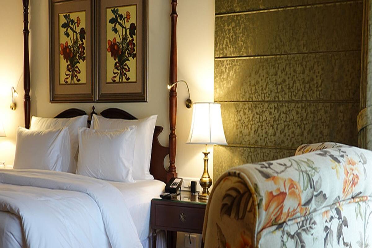 Minibar, két bảo mật tại phòng, bàn, phòng cách âm