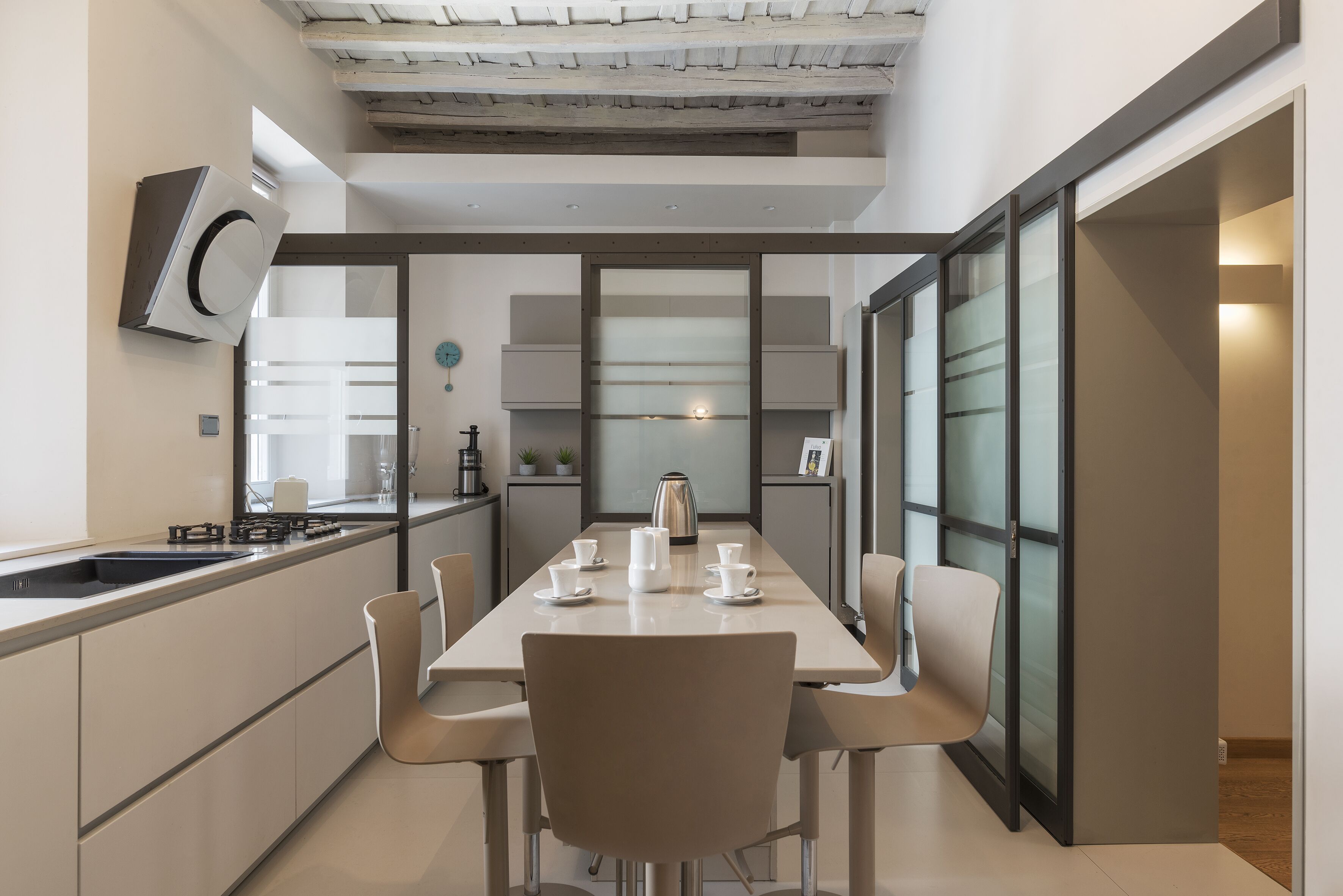 Apartment, 3 Bedrooms | In-room dining