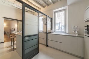 Appartamento, 3 camere da letto | Cucina privata | Frigorifero, forno, lavastoviglie, pentole/stoviglie/utensili
