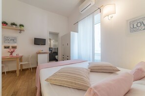 Apartment, 5 Bedrooms (Bilo) | 5 bedrooms, free WiFi, bed sheets - Santa Maria Maggiore Exclusive Apartment (Rome)