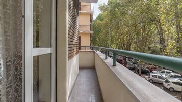 Apartamento, 4 quartos | Sacada