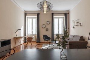 Apartment, 2 Schlafzimmer | Wohnbereich