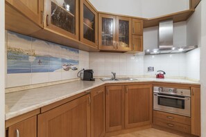 Private kitchen - Multifunctional Apartment San Pietro (Rome)