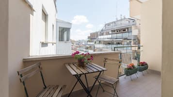 Apartamento, 2 quartos | Terraço/pátio