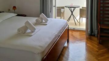 Apartment (One Bedroom Apartment with Balcony A1)