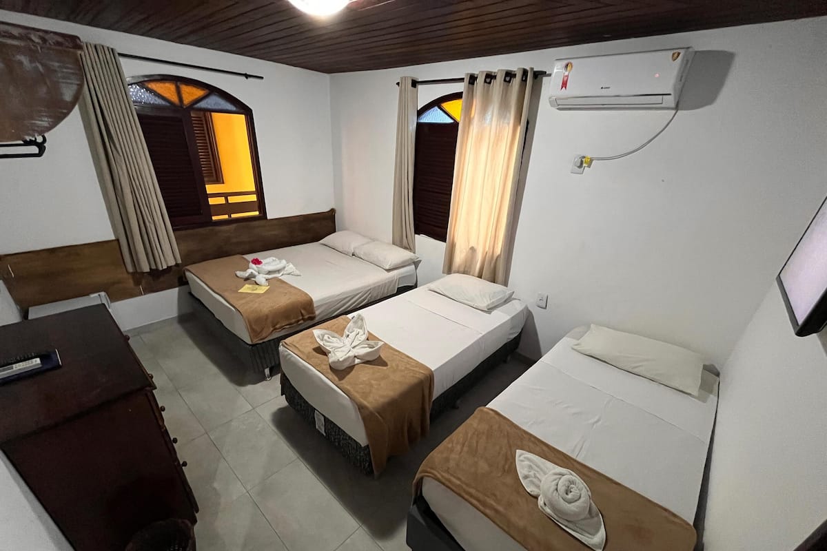 Economy Triple Room