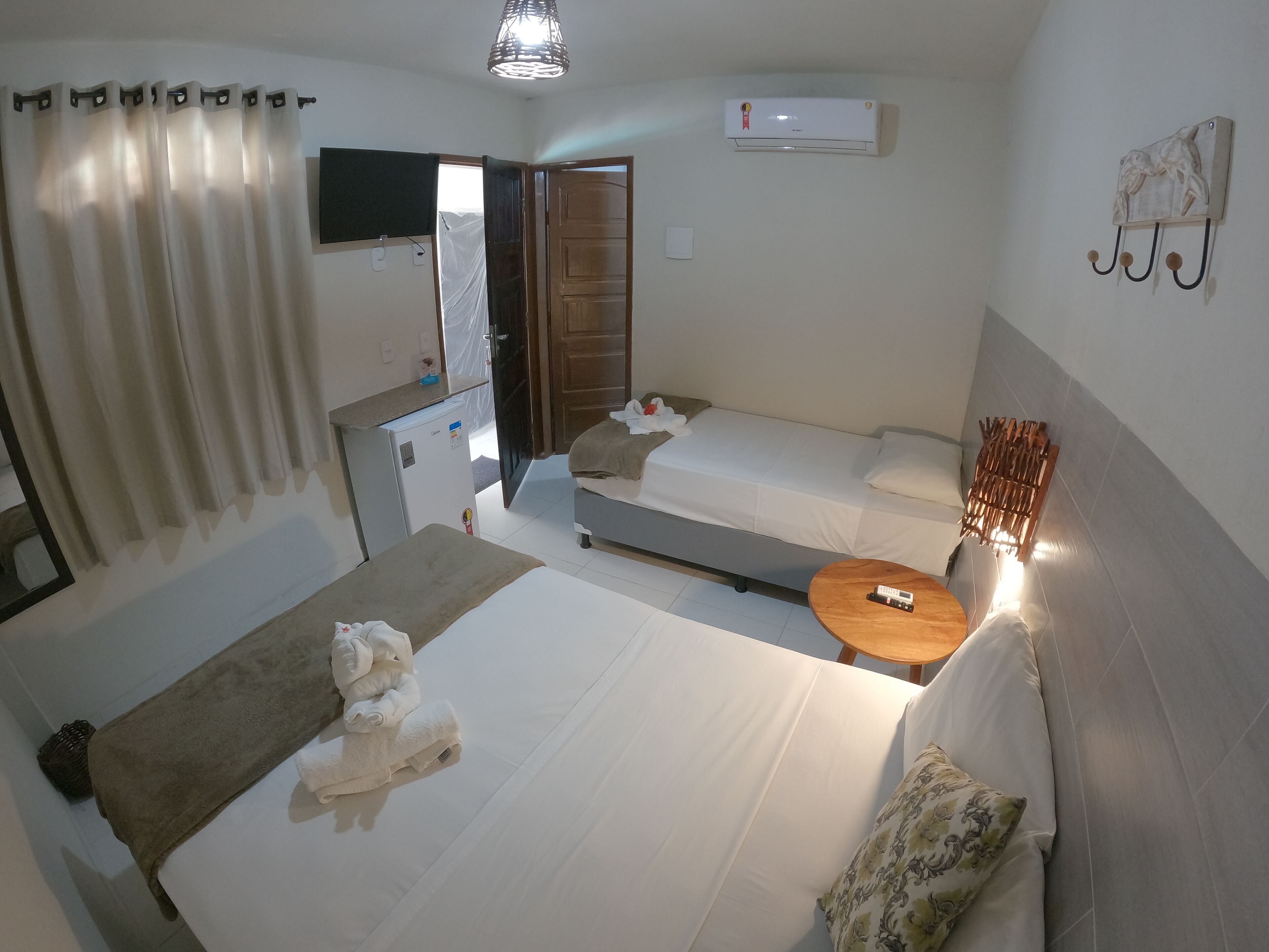 Free WiFi, bed sheets