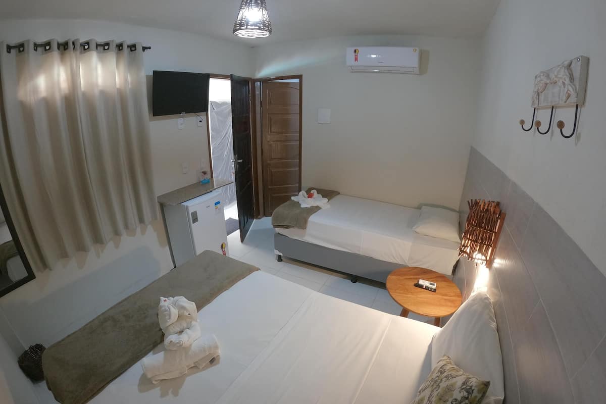 Free WiFi, bed sheets
